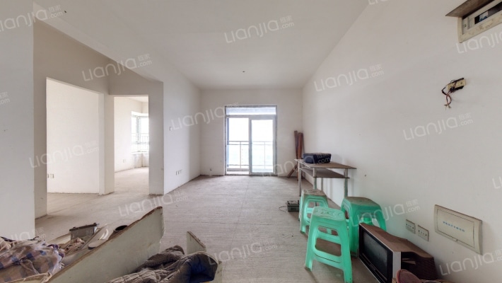 凯川大江东岸二手房实景图