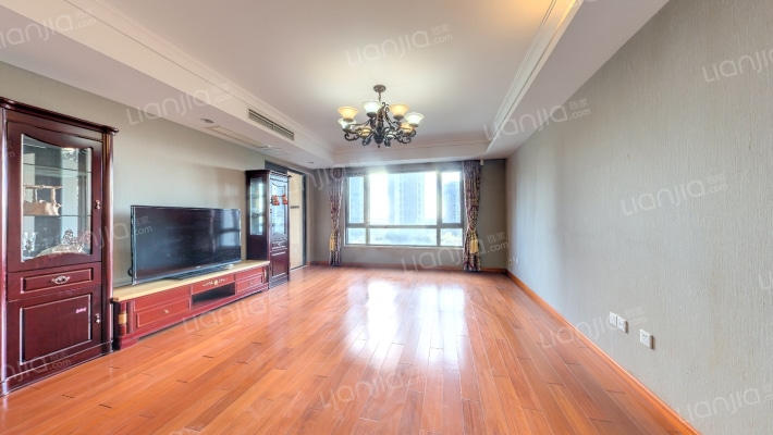 仁恒江湾城二期二手房实景图