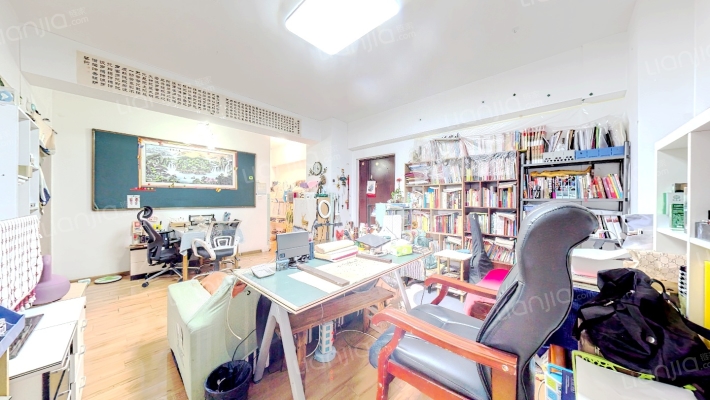 青年一号二手房实景图