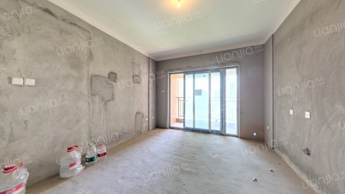 海伦春天二手房实景图