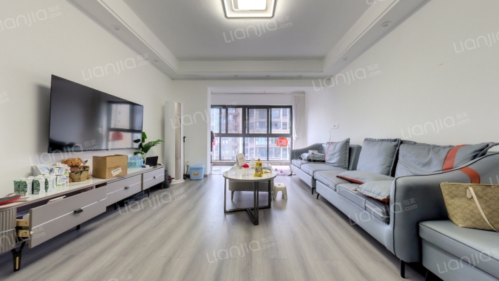 天悦龙栖台二手房实景图