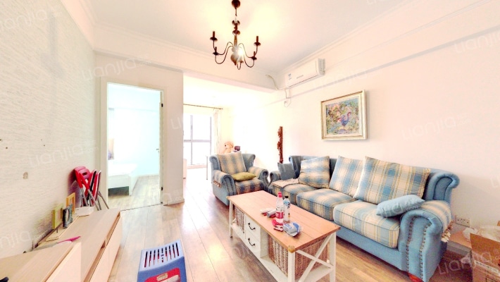 中航国际交流中心二手房实景图