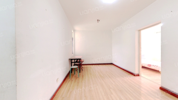 和平家园A1区二手房实景图