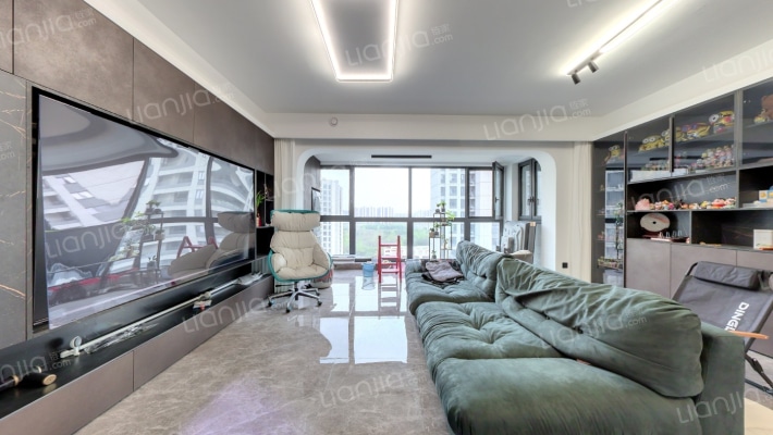 虹桥璀璨领峯二手房实景图