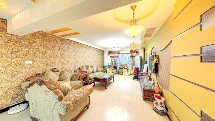 金福隆大厦二手房实景图