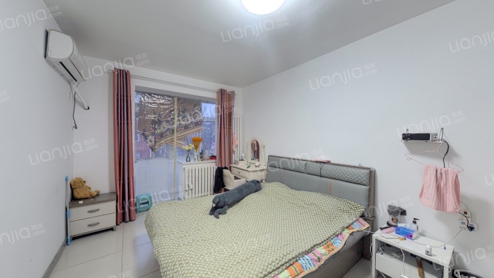 四化里二手房实景图