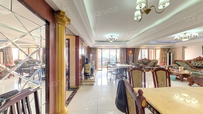 美林湖畔花园二手房实景图