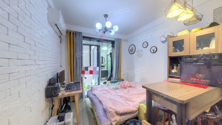 英泰汇景豪庭二手房实景图