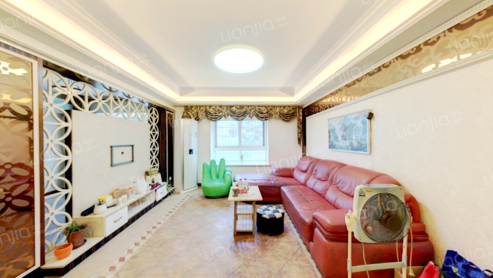 潮王公寓二手房实景图