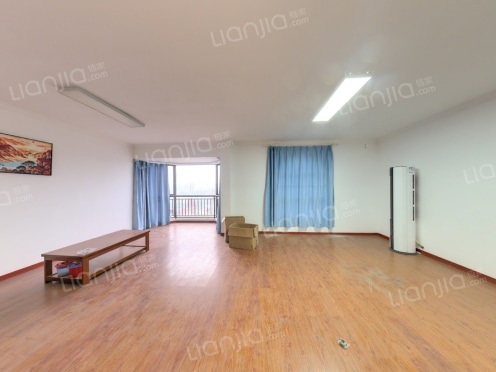 整租·钱隆樽品 4室2厅 复式 南