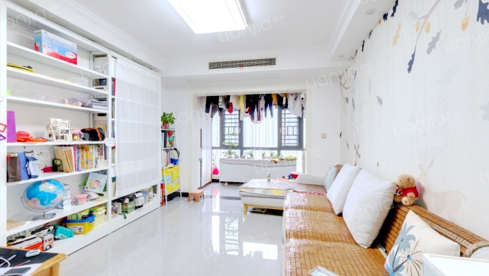 润和滨江府一期二手房实景图