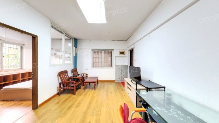 菁华北大二手房实景图