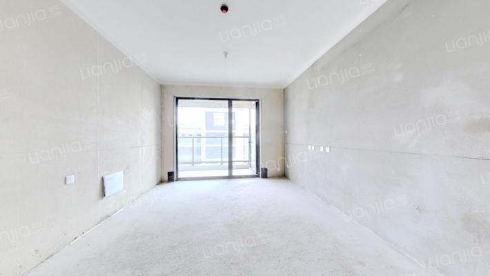 云玺天颂二手房实景图