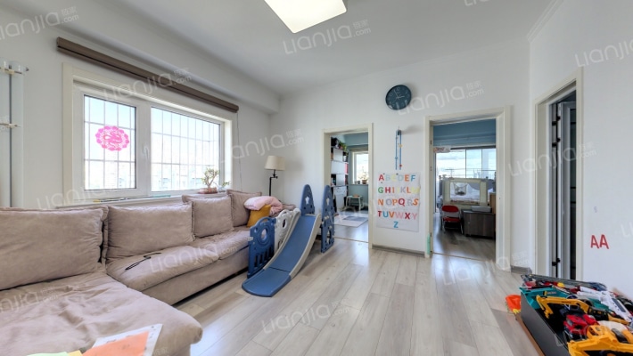 中门寺街67号院二手房实景图