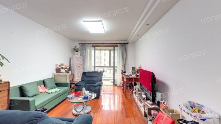 美林小城二手房实景图