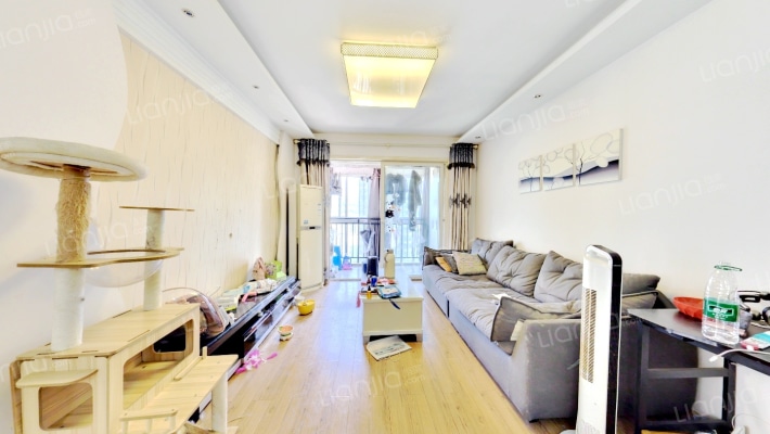 万达广场银邸二手房实景图