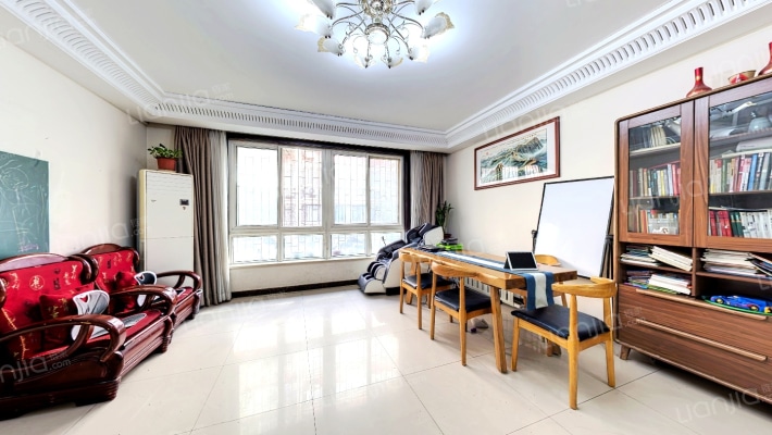 卧龙花园二手房实景图