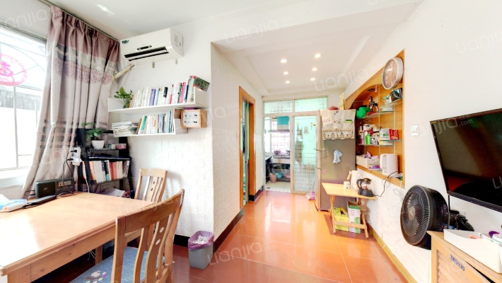 泉塘小区二区二手房实景图