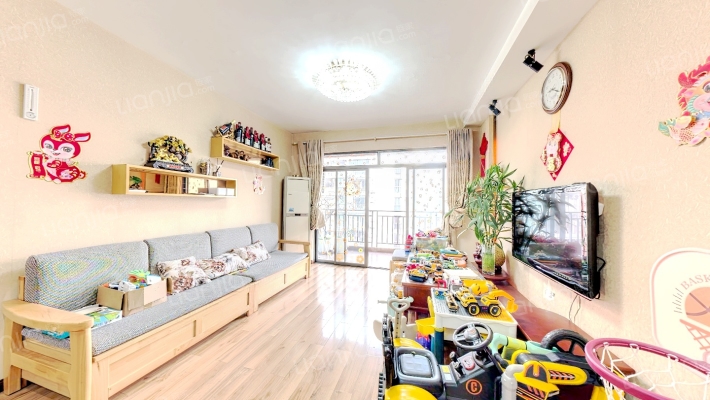 渝能国际二手房实景图