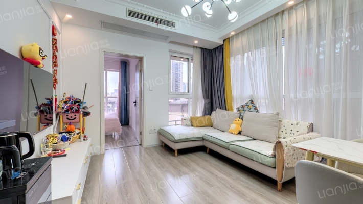 蓝光东方天地二手房实景图