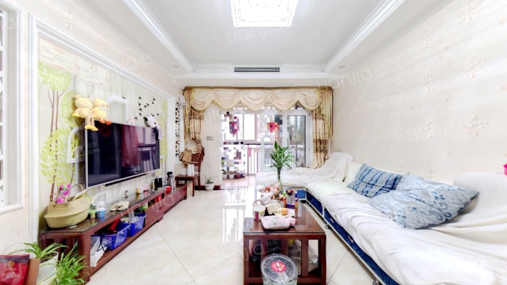 融创嘉德领馆一期二手房实景图