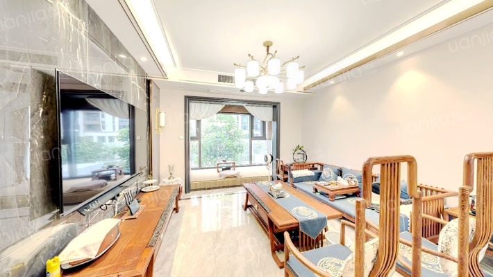 招商依云华府二手房实景图