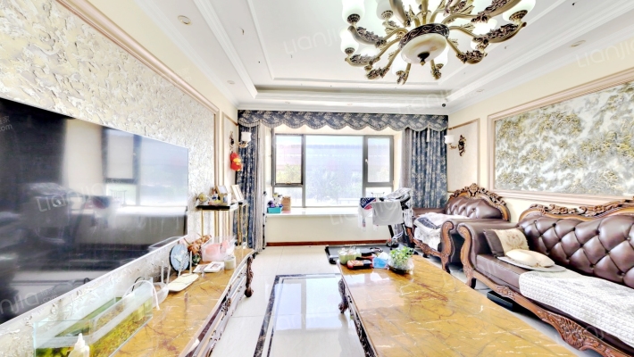 太阳世家云杉居二手房实景图