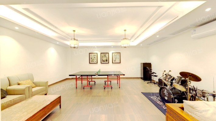 茵悦湖畔二手房实景图