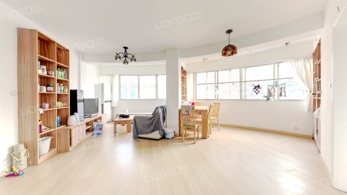 鞍山三村二手房实景图