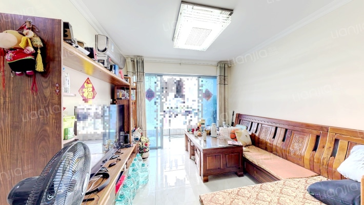 嘉洲华苑二手房实景图