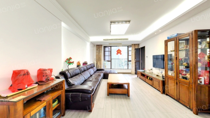 德威海湾御园二手房实景图