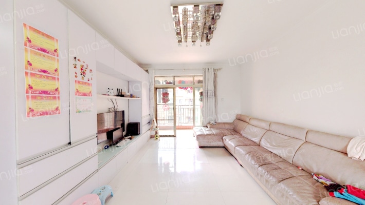 碧翠华庭二手房实景图