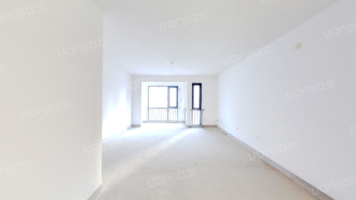 天津华侨城沁水苑二手房实景图