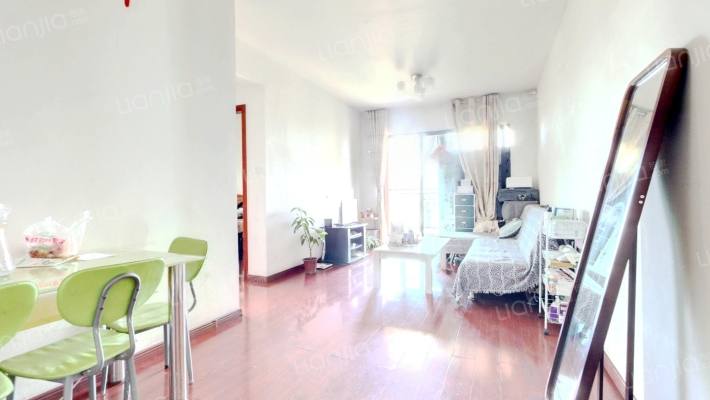 海伦国际一期二手房实景图