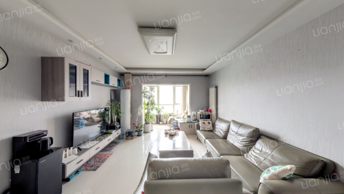 林河春天二手房实景图