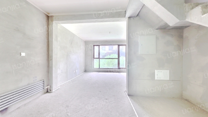 万星北城上院二手房实景图