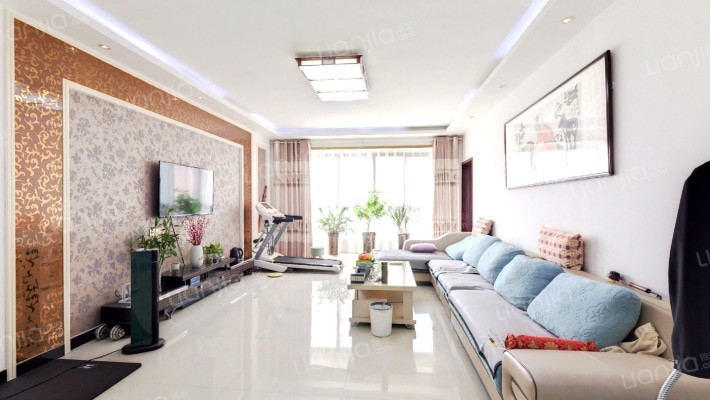 怡嘉园小区二手房实景图