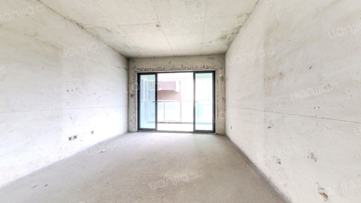 润合名居二手房实景图