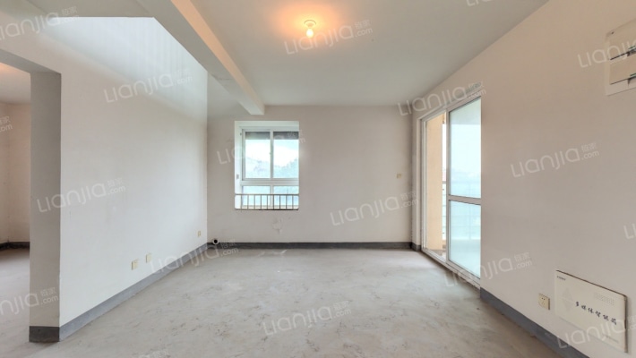 逸境南苑二手房实景图