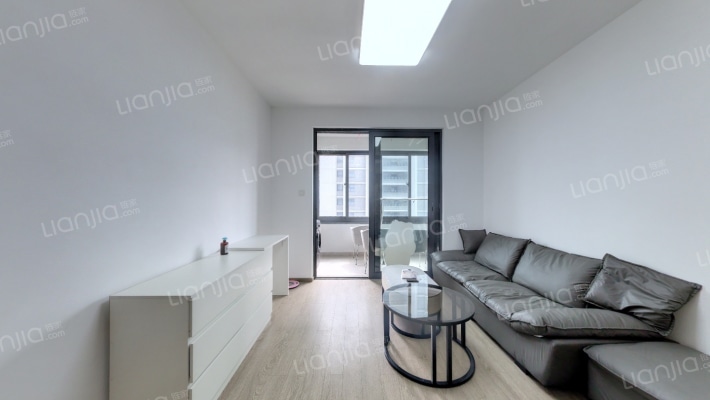 山语春风二手房实景图