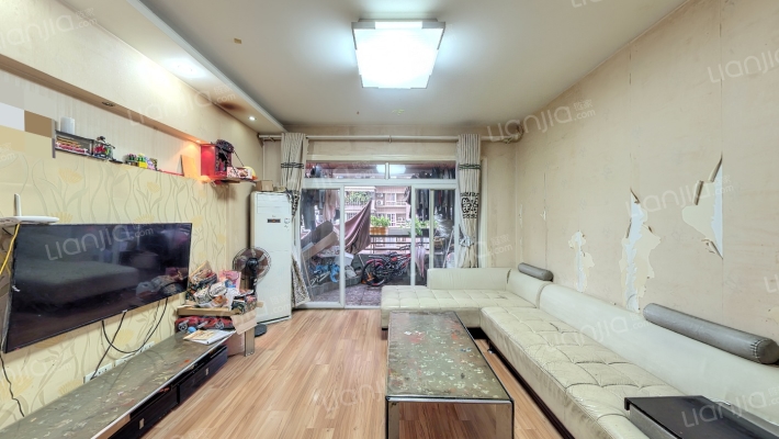诚投天邻风景二手房实景图