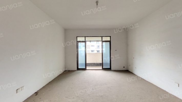 雍林雅苑二手房实景图