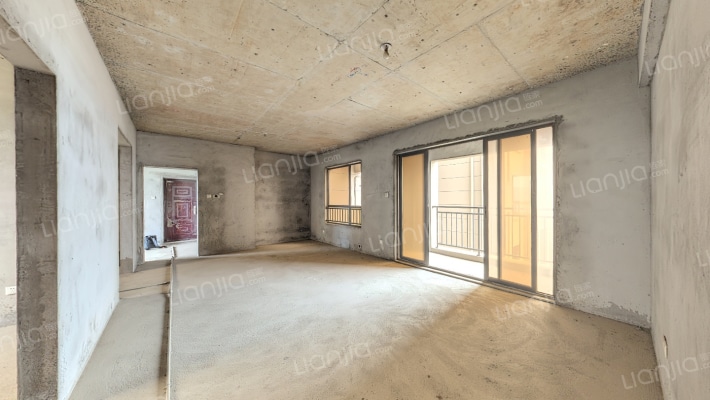 上实望府里二手房实景图