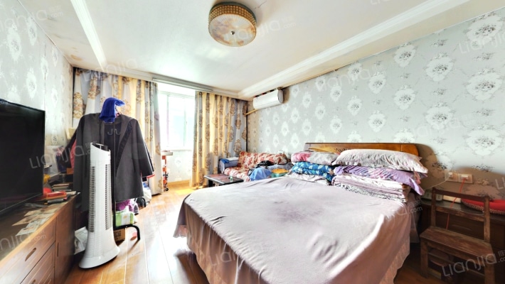 茅台新苑二手房实景图