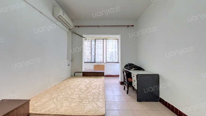 温馨南苑二手房实景图