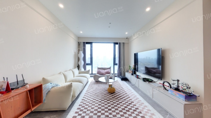 万科翡翠都会二手房实景图