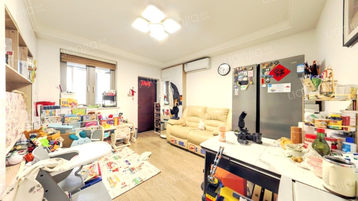 雅华公寓二手房实景图