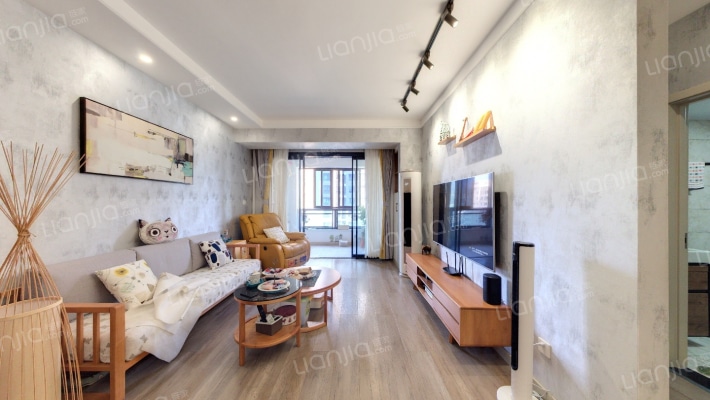 新鸥鹏泊雅湾北区二手房实景图