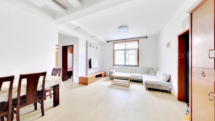 湖畔花园二手房实景图