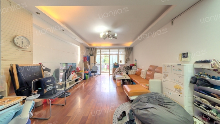 新绿美地二手房实景图